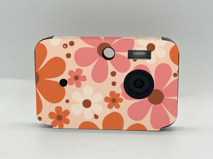 Cappy Camera with the Disco Petals case design (concept)