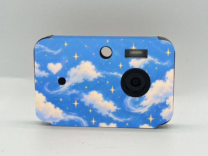 Cappy Camera with the Cloud Nine case design (concept)
